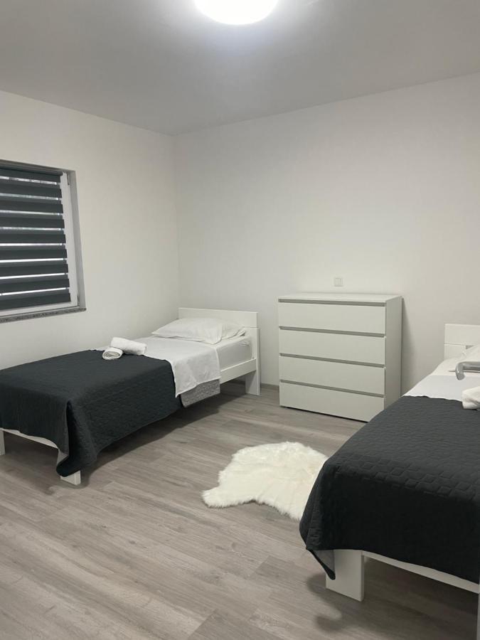 Apartmani Franciska Jajce Exteriör bild