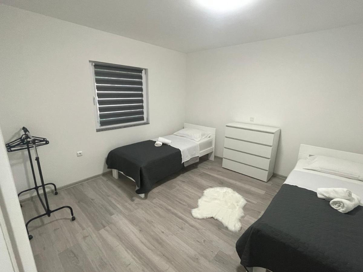 Apartmani Franciska Jajce Exteriör bild