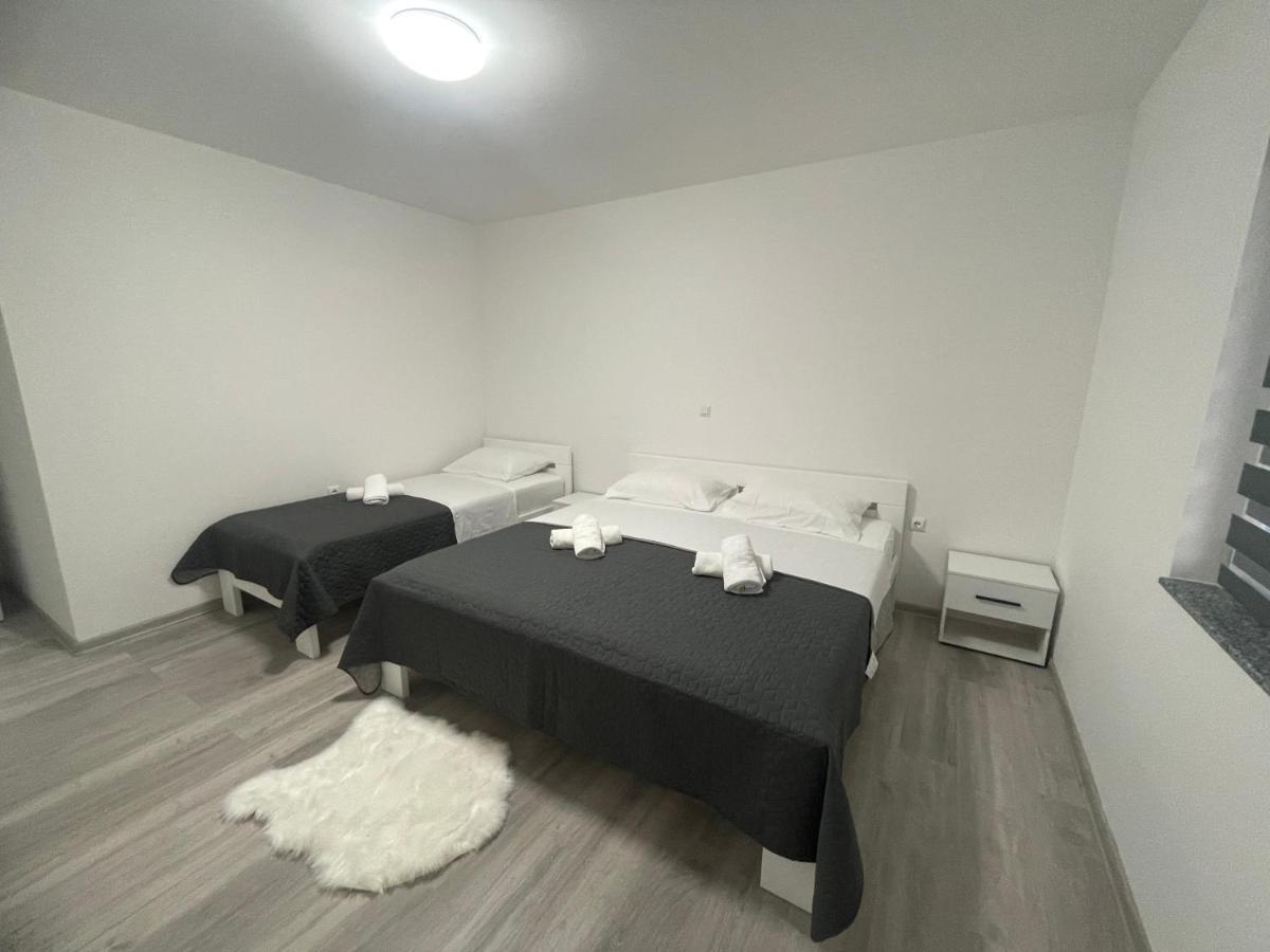 Apartmani Franciska Jajce Exteriör bild