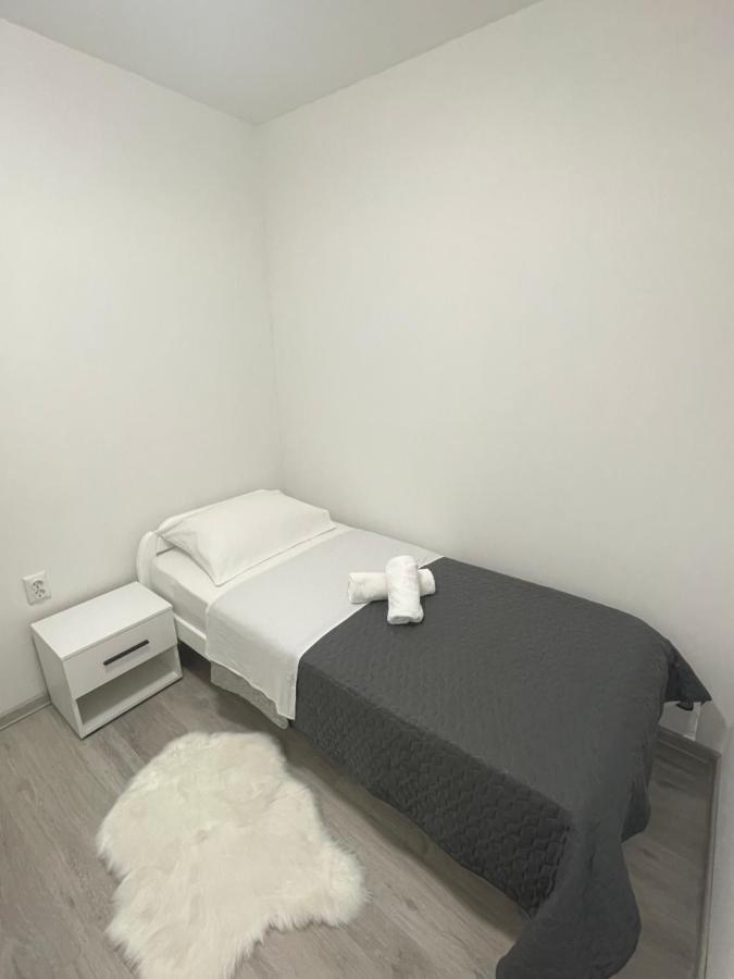 Apartmani Franciska Jajce Exteriör bild