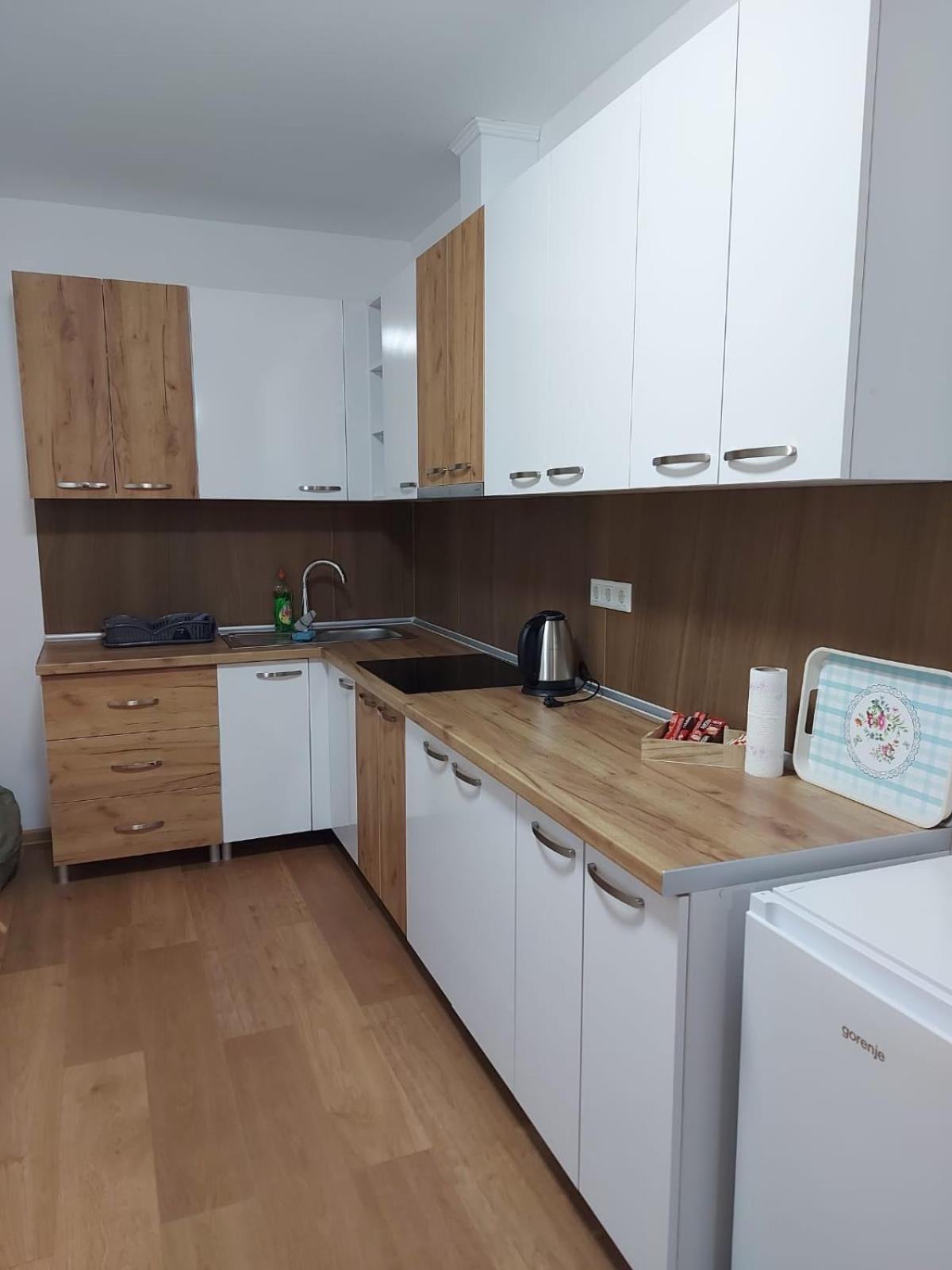 Apartmani Franciska Jajce Exteriör bild