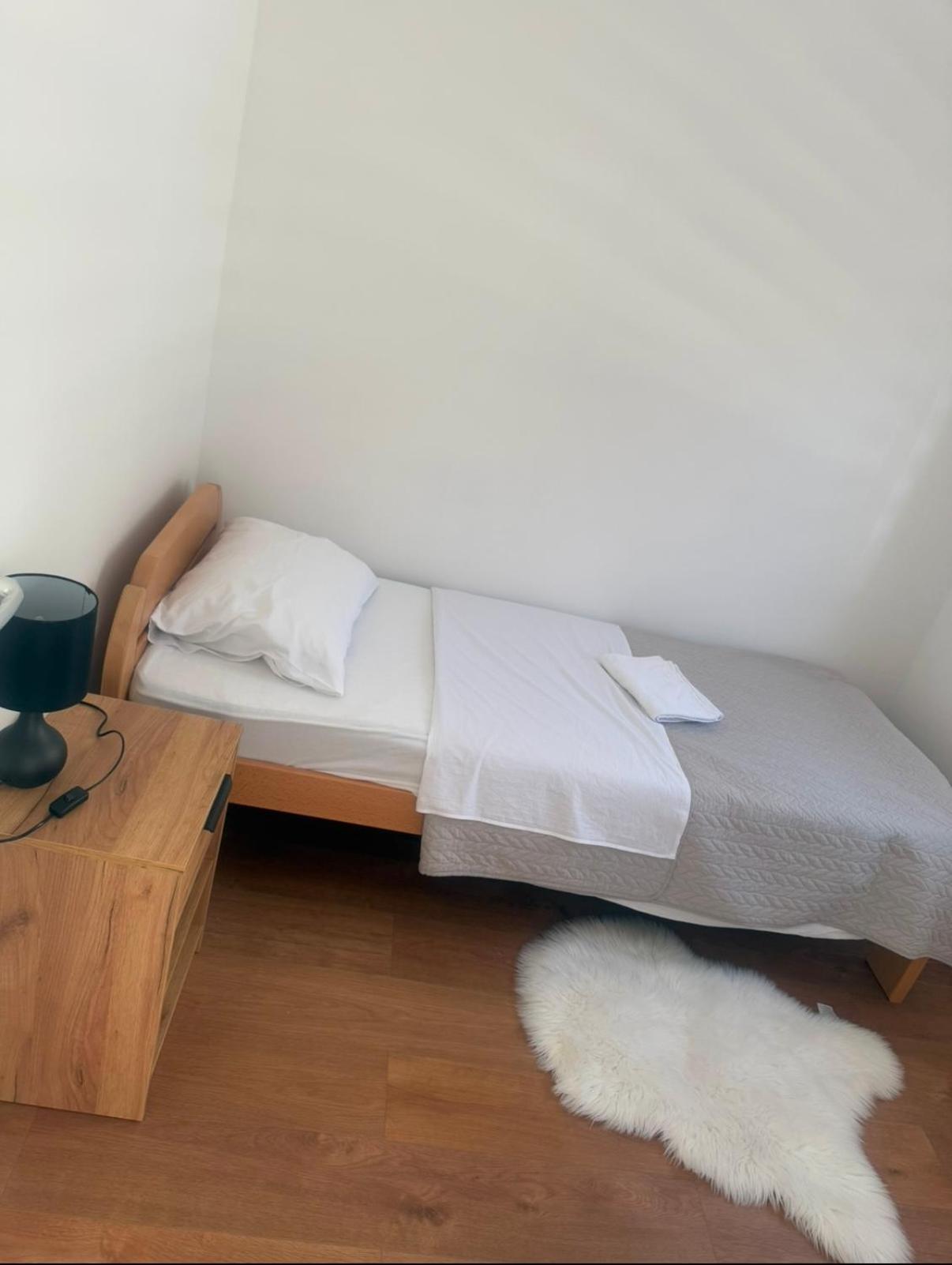 Apartmani Franciska Jajce Exteriör bild